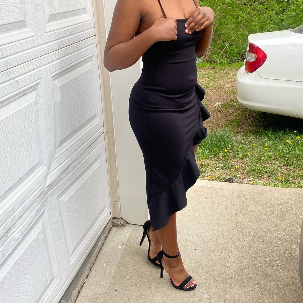 All black prom dress